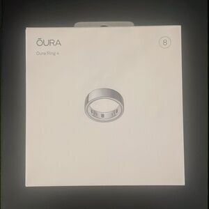 OURA Ring GEN 4 - Brand New in Box! SILVER Smart Ring Size 8